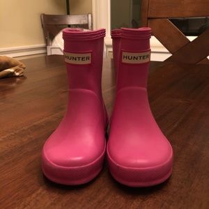 Hot pink toddler hunter boots